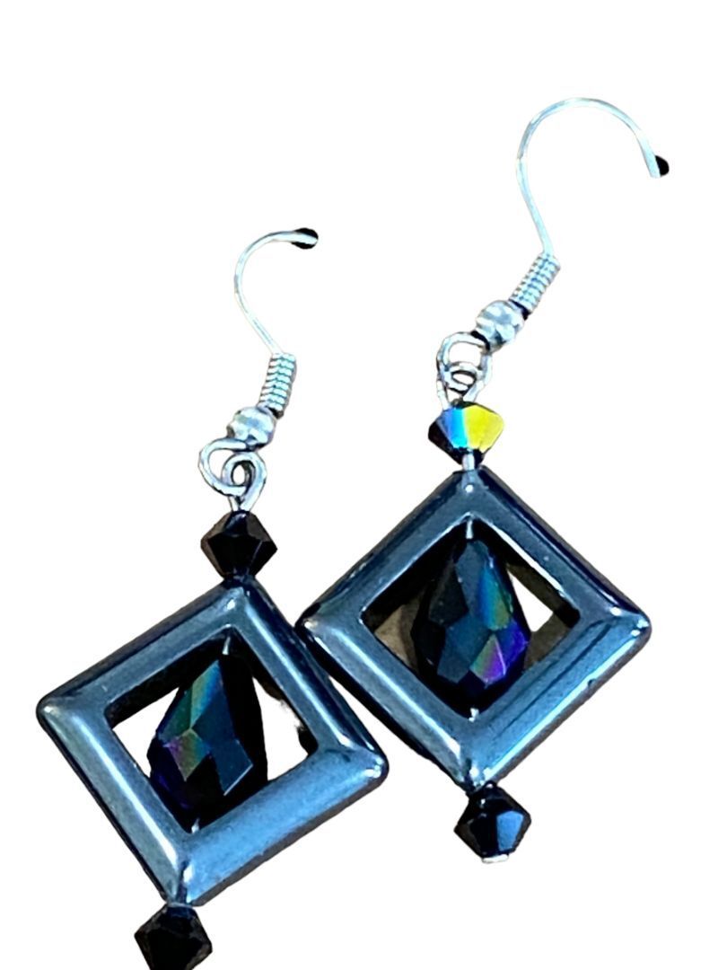 Aurora Borealis Dangle Geometric Shape Beaded Pie… - image 3