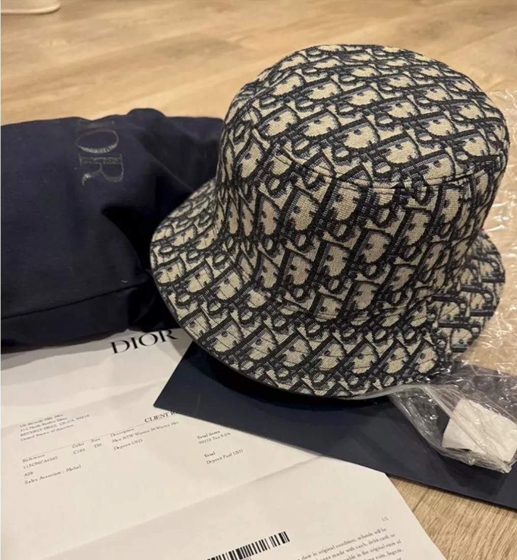 AUTHENTIQUE Christian Dior 113C907A4502 seau oblique chapeau bob toile/cuir marine