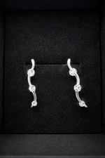 18 Carat White Gold Diamond Earrings - 0.25 Carat
