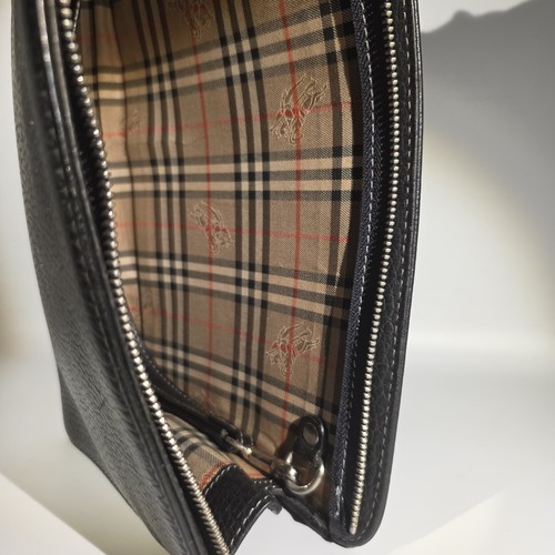 Burberry schwarz Leder Shadow Horse Silber Hardware Secon Clutch Tasche authentisch - Bild 7 von 14
