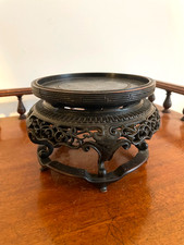 SUPERB QUALITY ANTIQUE CHINESE CARVED HARDWOOD VASE STAND, 19TH CENTURY