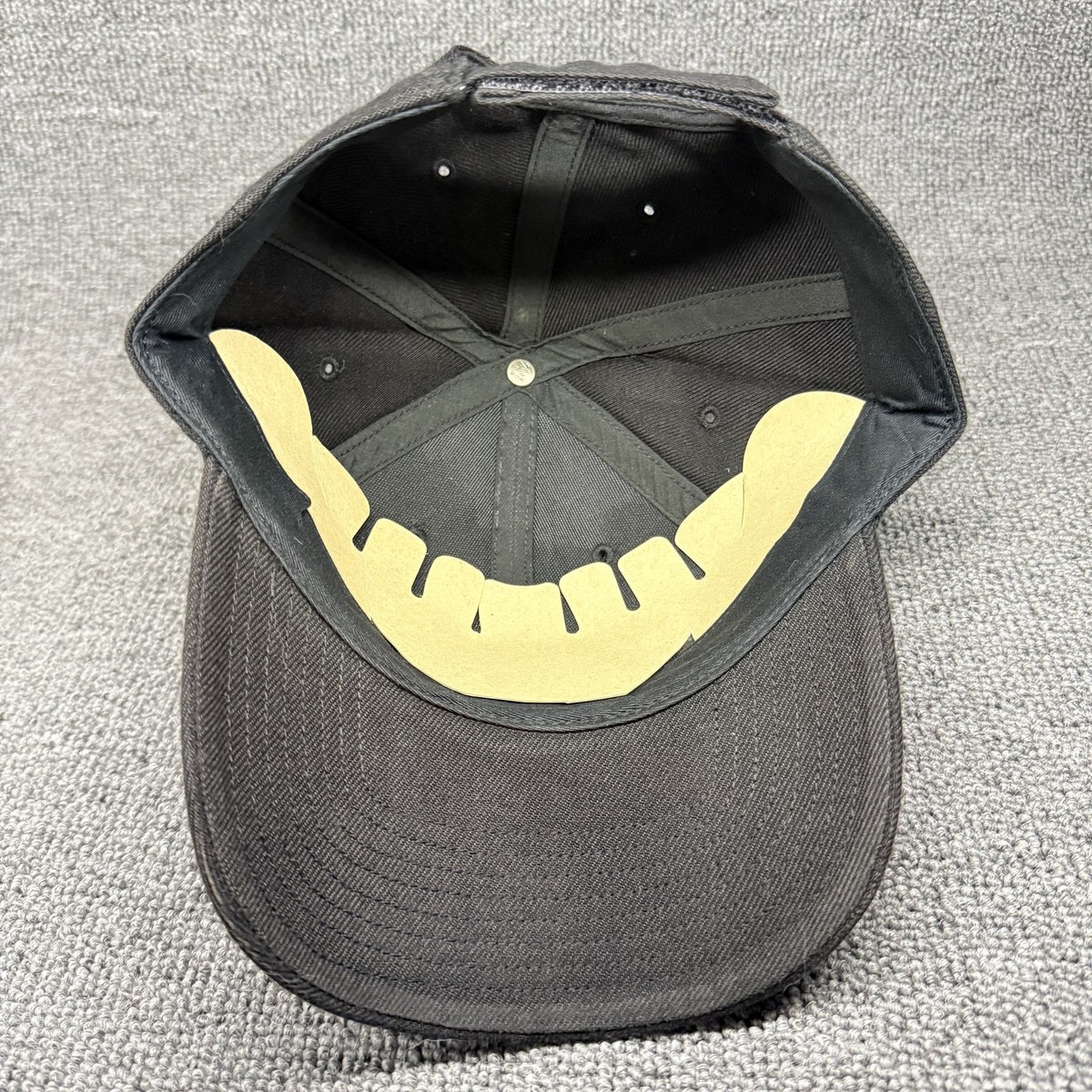 Plain Black Baseball Cap Blank 6-Panel Structured Hat Hook and Loop Adjustable