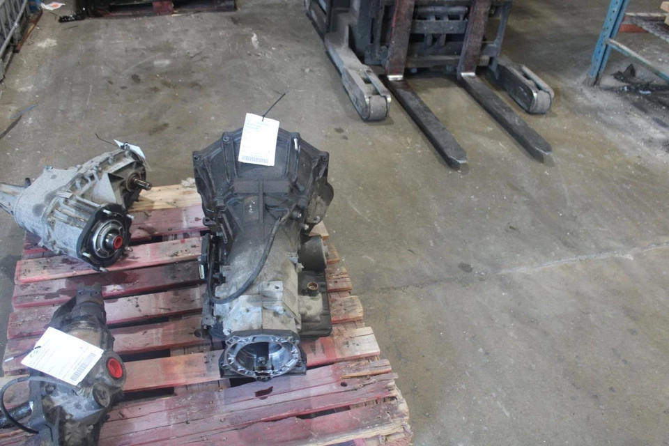 2008 Chevrolet Trailblazer 6.0L 4WD Automatic Transmission - Used, 102K Miles Foto 3 de 4