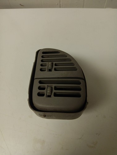 94/98 Chevy C1500 Pickup/ Tahoe/ Suburban Oem Heat/Ac Dash Vent