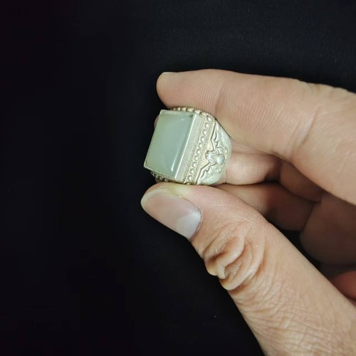 China Antique Rings Chinese Retro Craft Made Old Tibetan Inlaid White Jade Ring - Picture 16 of 21