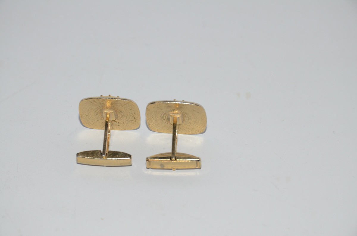 COSMOPOLITAN INTERNATIONAL UNITY SERVICE ACTION CUFFLINKS Gold Tone View 4