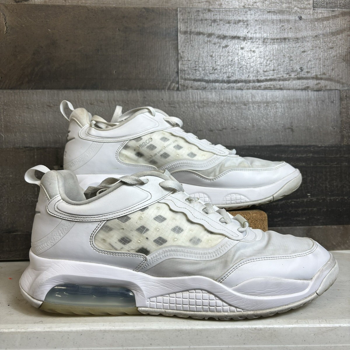 Nike Air Jordan Max 200 Mens Sneakers CD6105-101 White Silver