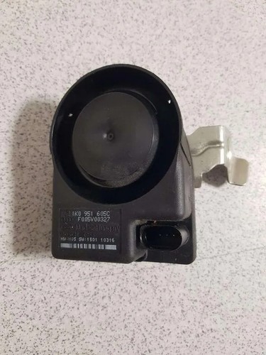 AUDI A8 D2 4D2, 4D8 Alarmsirene 1K0951605C 4.20 Petrol 2011 33774600