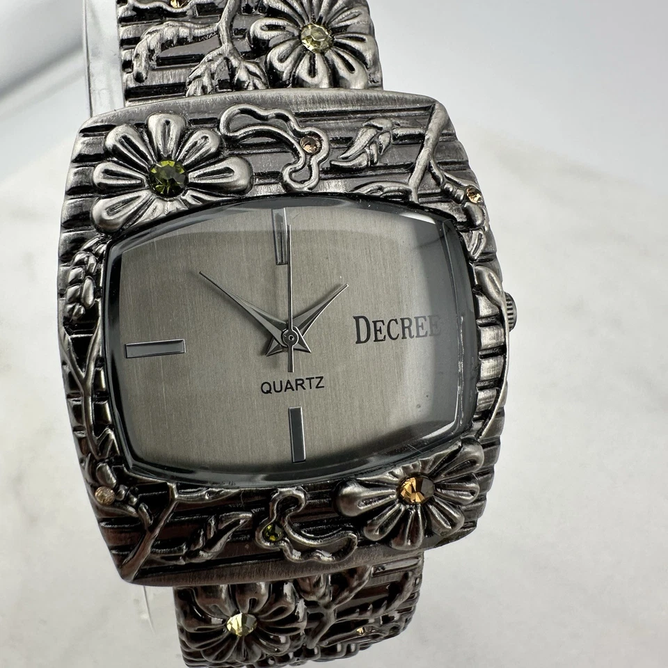 Decree Women’s Dark Colored Flowers Watch, Sz 6.2” - New Battery Installed - Image 2 of 4