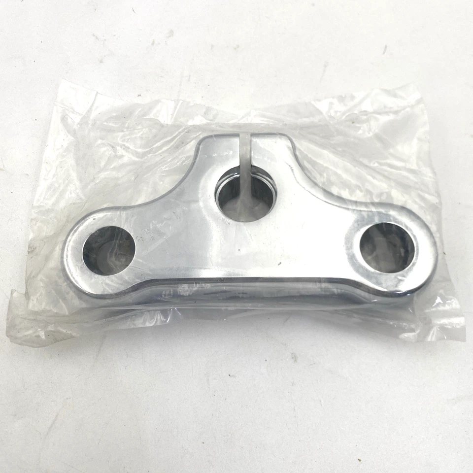 Braçadeira tripla superior cromada Harley 45491-97 fabricante de equipamento original 97-03 Softail Springer - Imagem 4 de 4