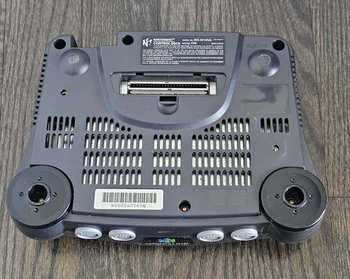 Nintendo 64 Console Bundle w/ OEM Controller and OEM Cords. Tested And Works! - Picture 6 of 17