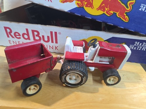 Vintage 1970’s Tonka Lawn Tractor and Trailer Red and White, Metal/Plastic