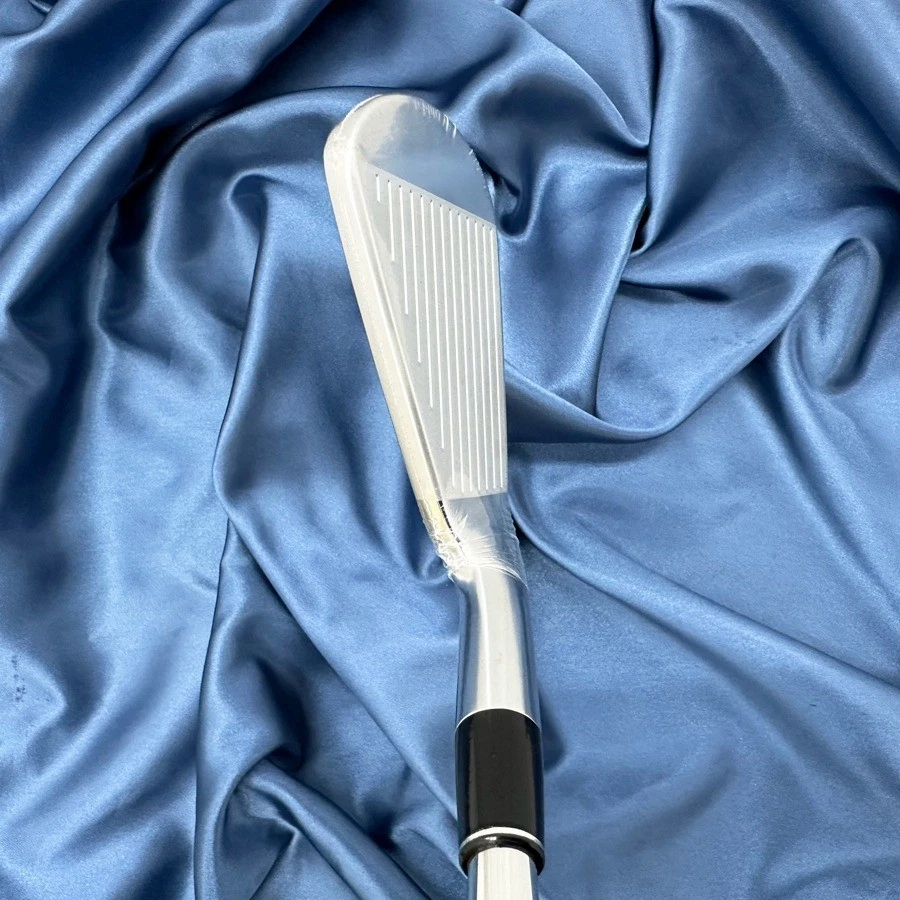 Srixon ZXi7 Lefty Iron Set 5-pw / Dynamic Gold S200 - Image 3 of 4