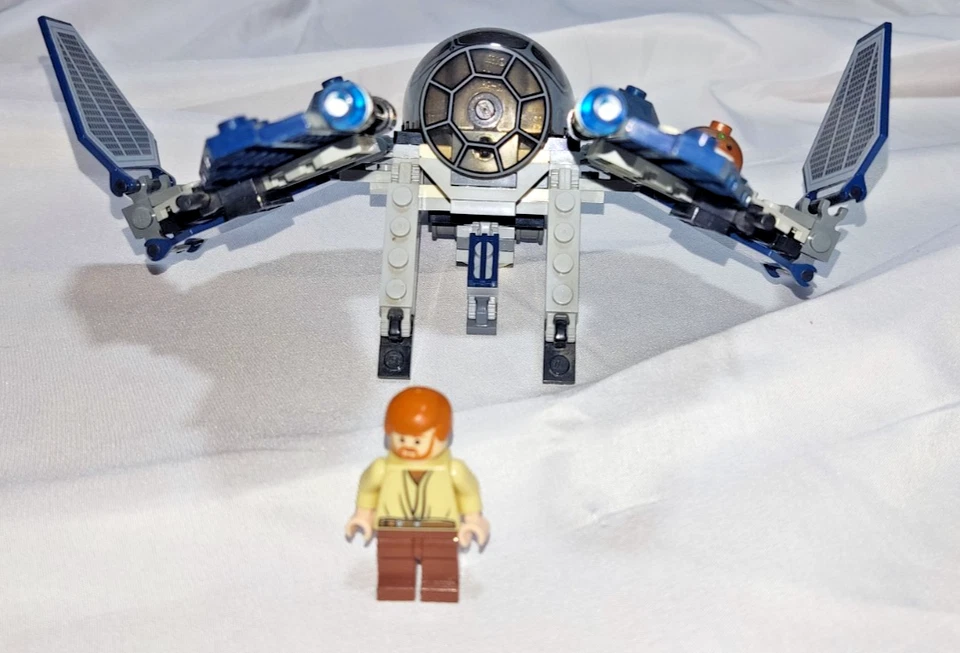 LEGO Star Wars 7661 Jedi Starfighter with Hyperdrive Booster Ring, foto 2 de 5