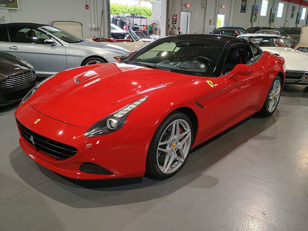 Image of 2016 Ferrari California T 2dr Convertible Clean Carfax Florida Car