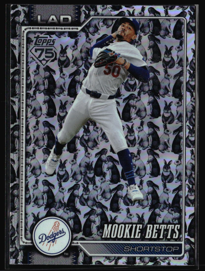 2026 Topps #41 Mookie Betts Holiday Foil Rabbits SP Rare