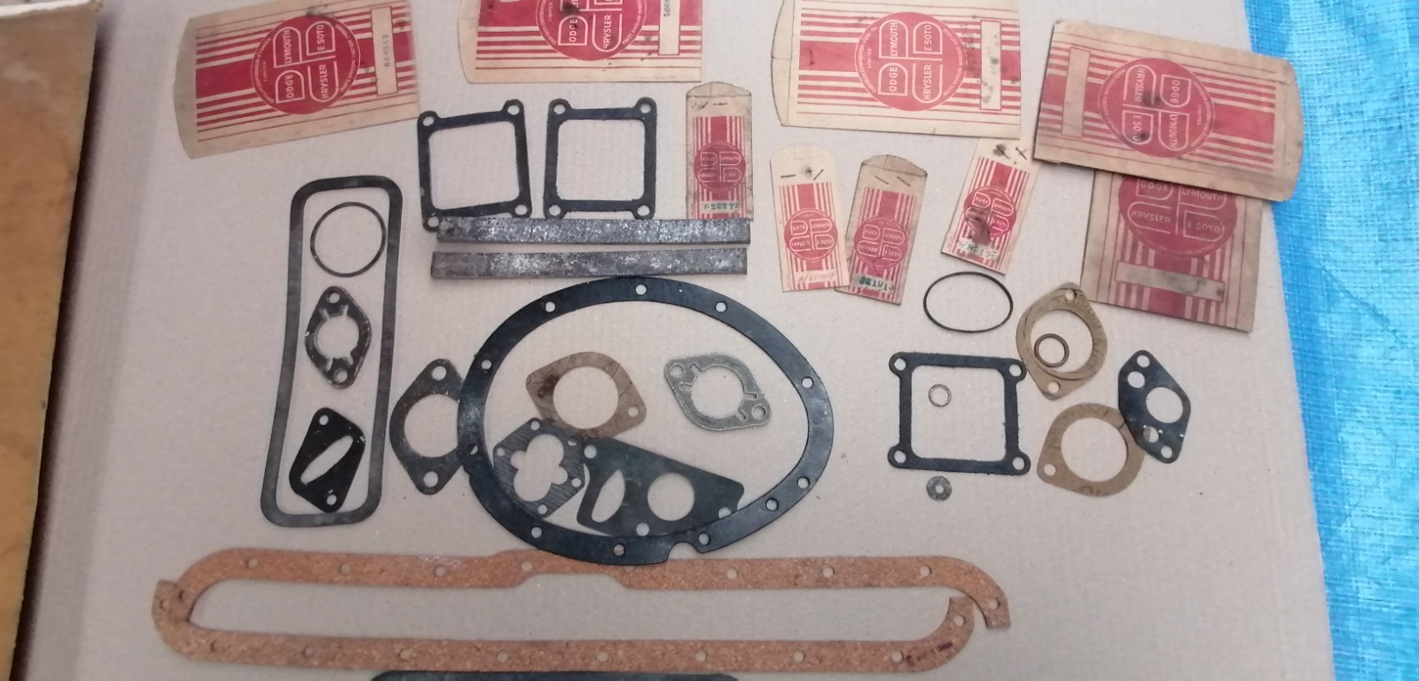 Joint de culasse contre fuite huile moteur 6 cylindres Plymouth Dodge Chrysler