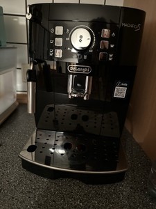 De'Longhi Magnifica S ECAM 21.116.B Kaffeevollautomat - Schwarz (0132213097)