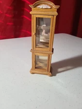 Concord Miniatures Curio Cabinet 1:12 Dollhouse Furniture