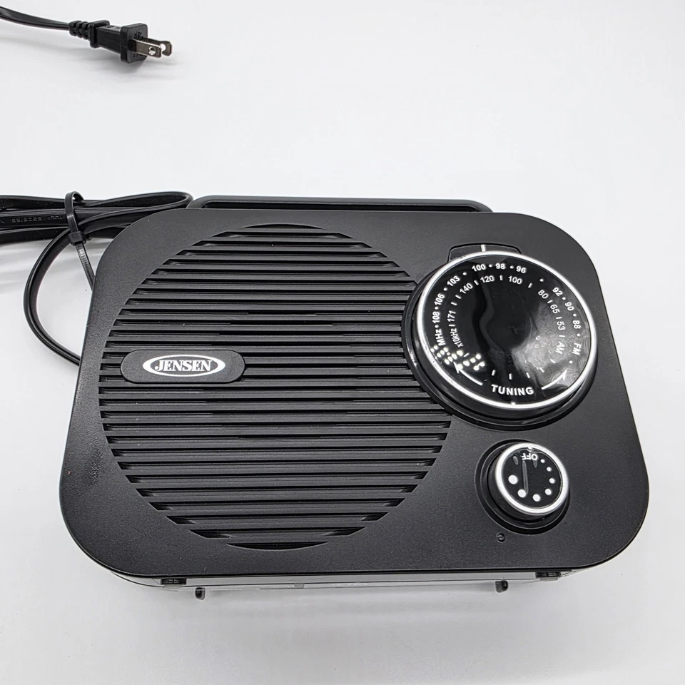 Jensen MR-550 AM/FM Portable Radio – Vintage-Inspired Compact Radio Black - Image 4 of 4