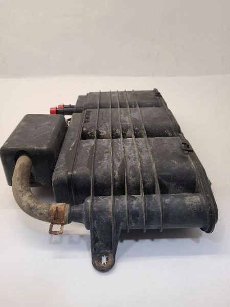 Ford Fusion 2007 2008 2009 bote de carbón de vapor de combustible de 2,3 L  Foto 2 de 4