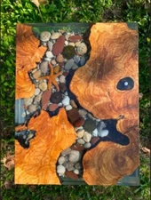 Clear Epoxy Resin Coffee Table Top, Pebbles Epoxy Resin Wooden Table Top Decor