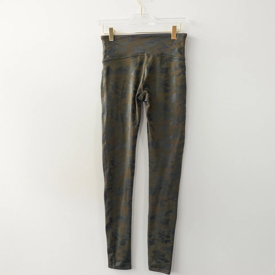 SPANX Leggings Medium Army Leather Yoga Pants Tree Bark Camo Gym Sport Wear PU - Image 2 of 4