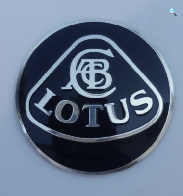 Emblème Capot Nez Métal Lotus Elise/Exige/Evora Jaune - 58 Mm, Neuf, Adhésif, Fabriqué En Malaisie