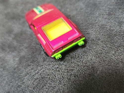 1972 Matchbox Superfast No. 32 Maserati Car Bora Pink Green Base Vintage 8 Decal - Picture 3 of 8