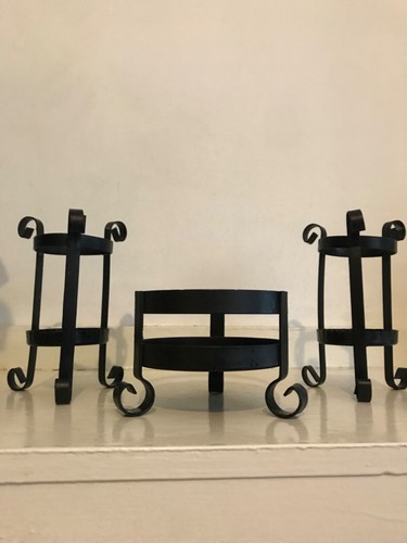 Three black cast iron medieval gothic candle holders - Picture 4 of 4