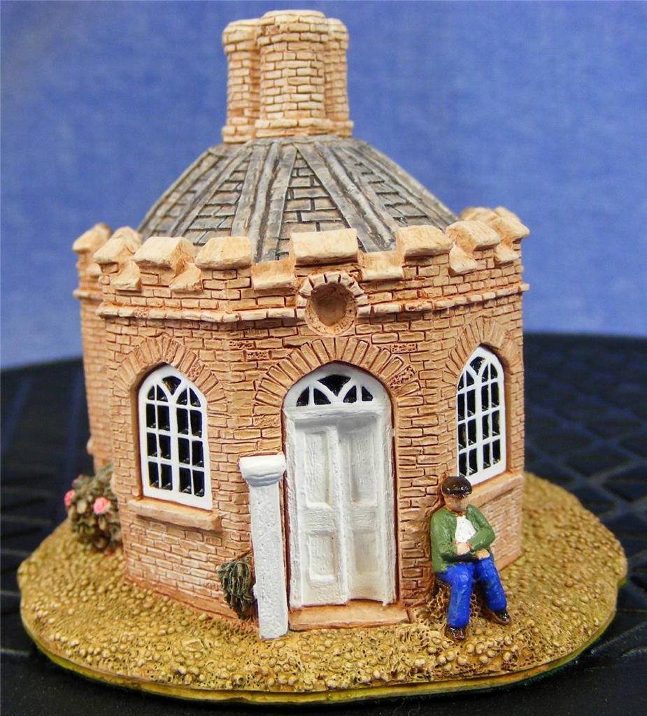 Lilliput Lane - Wycombe Toll House