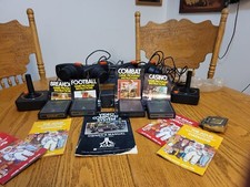 atari 2600 Console Set Of Joysticks And 2 Set...