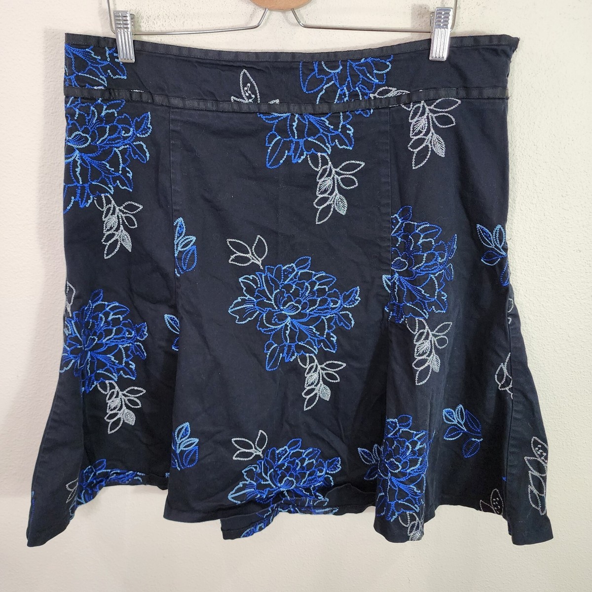 Jupe Lane Bryant Taille 24 - Imprimé Floral Bleu Et Noir, Coupe A-Line - Occasion Très Bon état