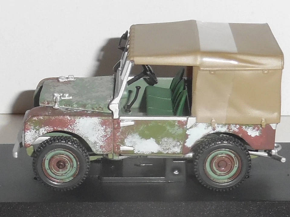 VANGUARDS / CORGI. VA11119 Land Rover Series 1 80" `L07` Light Green (Weathered) - Image 3 of 4