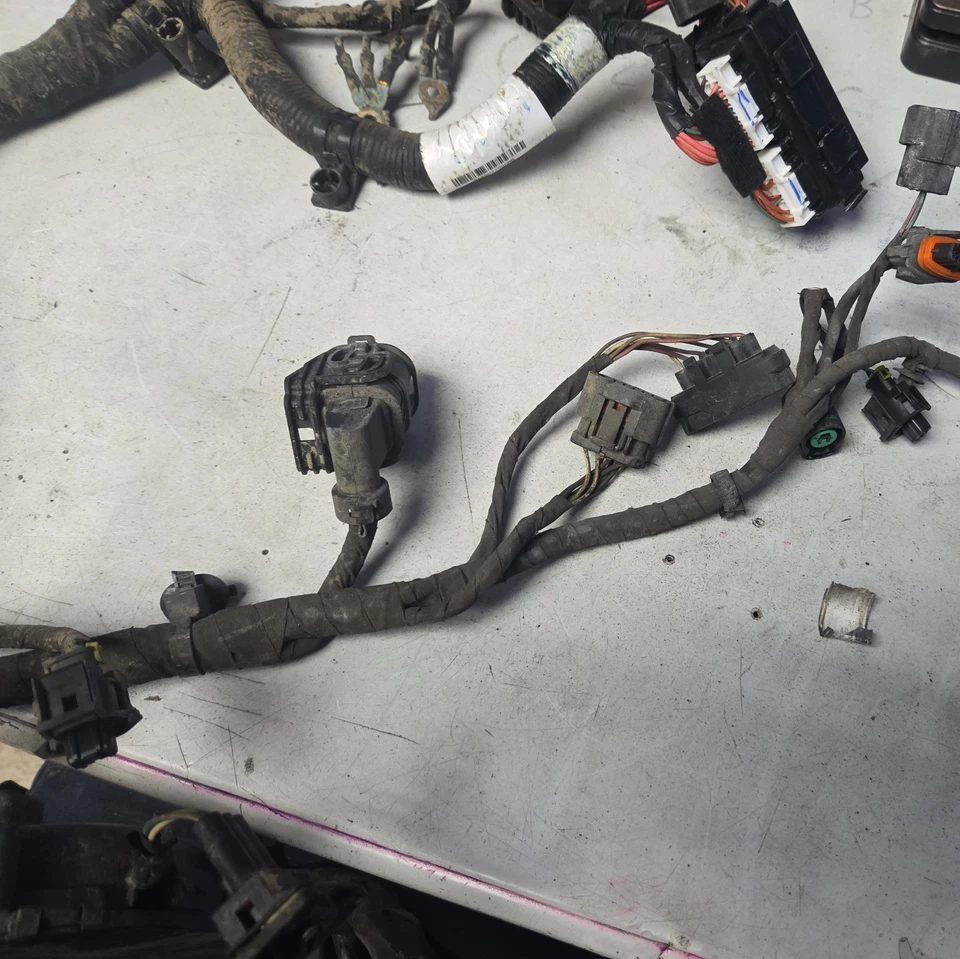 2011 - 2012 现代伊兰特发动机线束总成 — 第 3/4 张图片