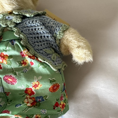 MUFFY VANDERBEAR Picking Posies Mum's the Word 1997 Muffy in Outfit VTG. NEW TAG - Picture 4 of 15