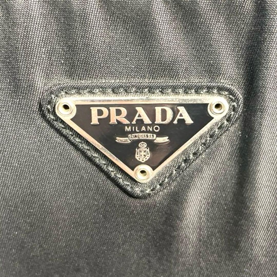 PRADA Prada handbag with triangular logo plate in… - image 7