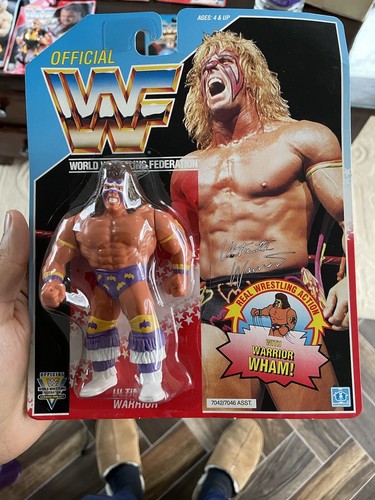 WWF Ultimate Warrior Action Figure MOC Hasbro 1991...