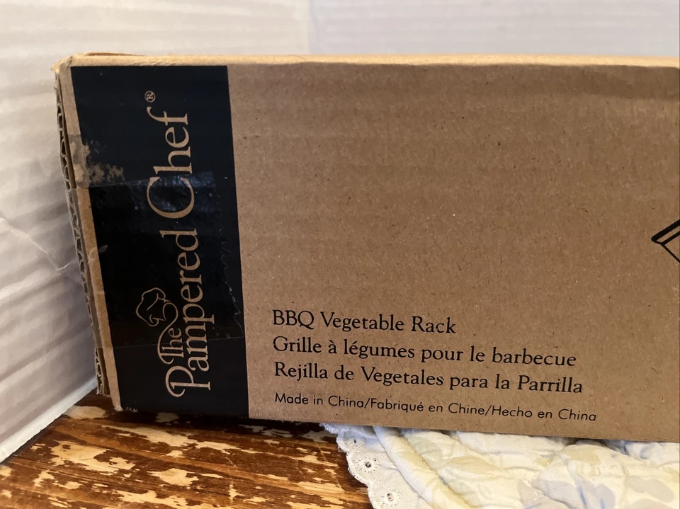 NEVER USED Pampered Chef #2712 BBQ Vegetable Rack for Grill In BOX - Image 2 of 4
