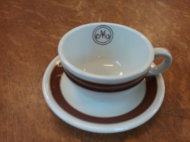 Vintage 1951 Metropolitan Club of New York City Cup and Saucer HTF Rare VGC