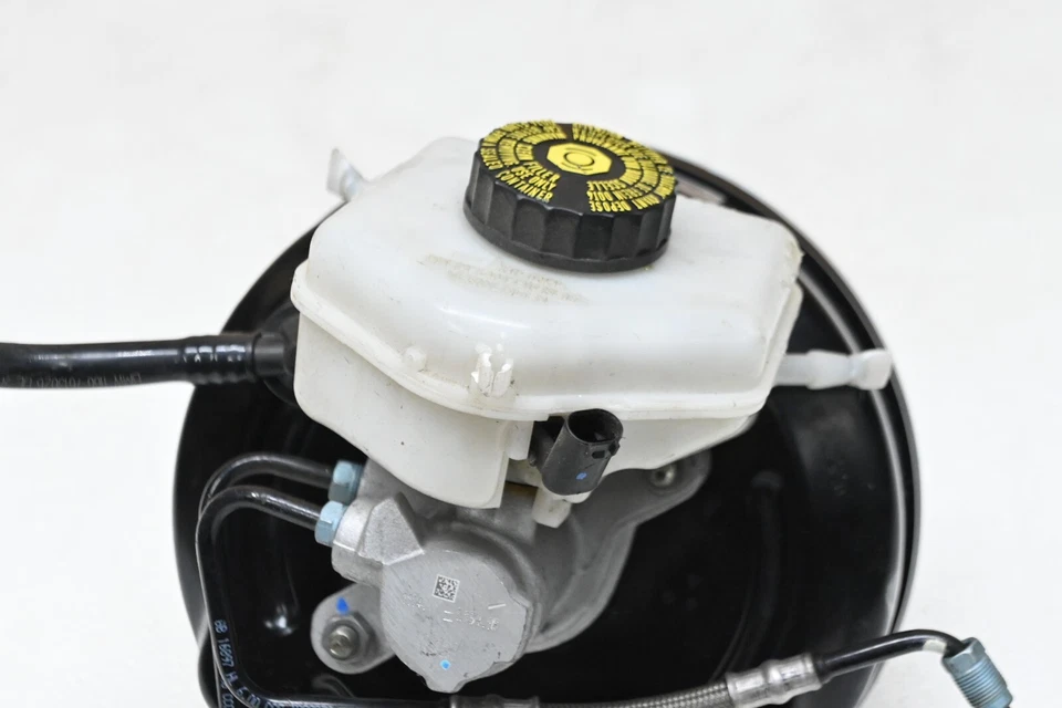 Unidad servo cilindro maestro refuerzo de freno BMW OEM F30 F32 F33 330i 340i 428i 435 Foto 4 de 4