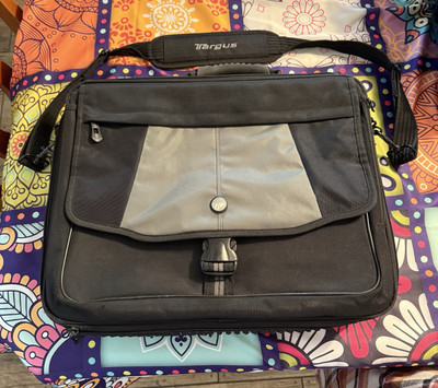 Targus BlackTop Laptop Notebook Case 