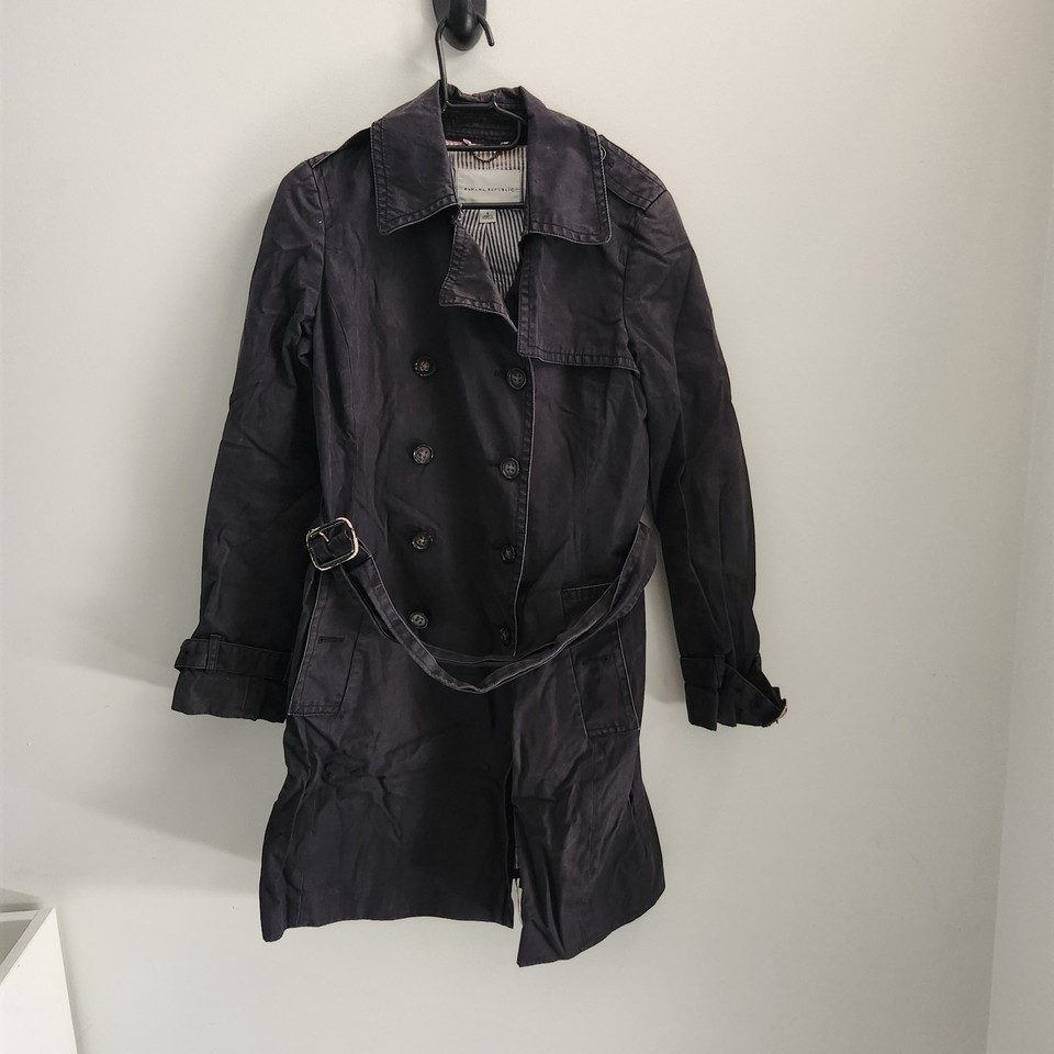 Banana Republic Black Trench Coat. Belted. Button. Lined Pockets. Size S