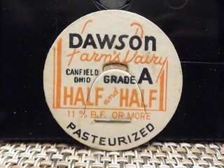 Older DAWSON FARM'S DAIRY (Canfield Ohio) GRADE "A" PASTEURIZED HALF & HALF LID