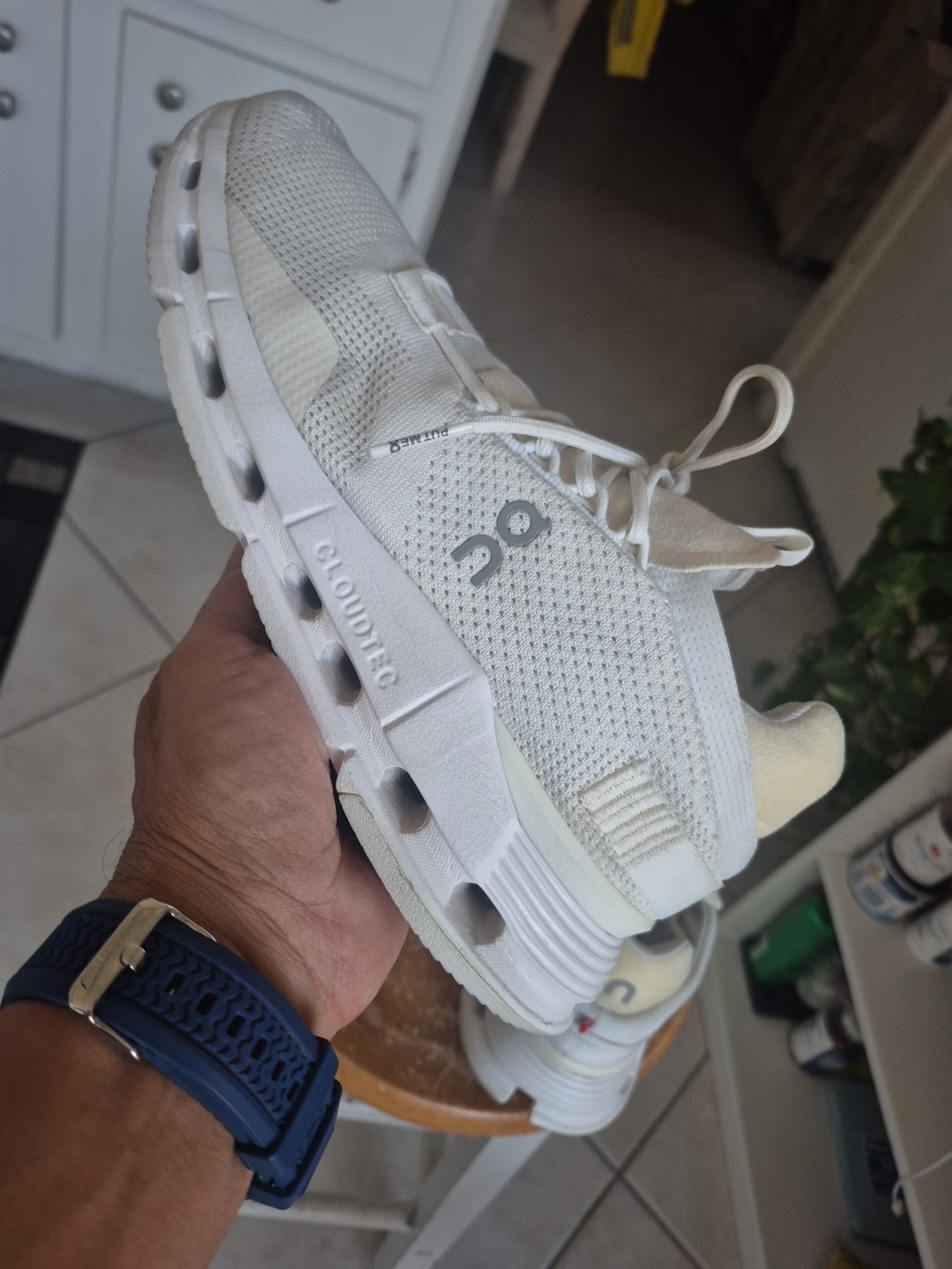 On Running Cloudnova Running White CloudTec Sneak… - image 18