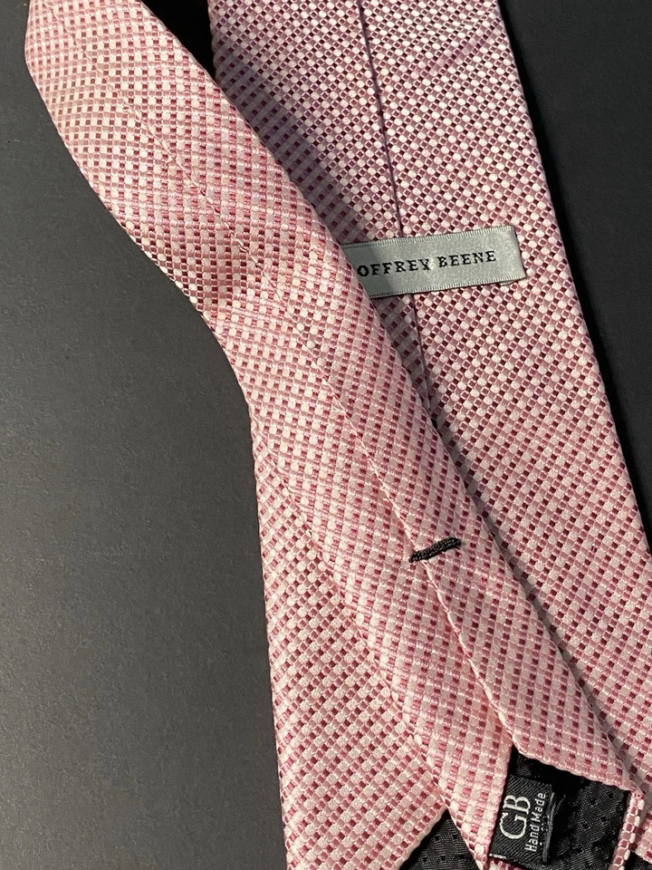 Gravata de tecido xadrez rosa Geoffrey Beene - Imagem 3 de 4