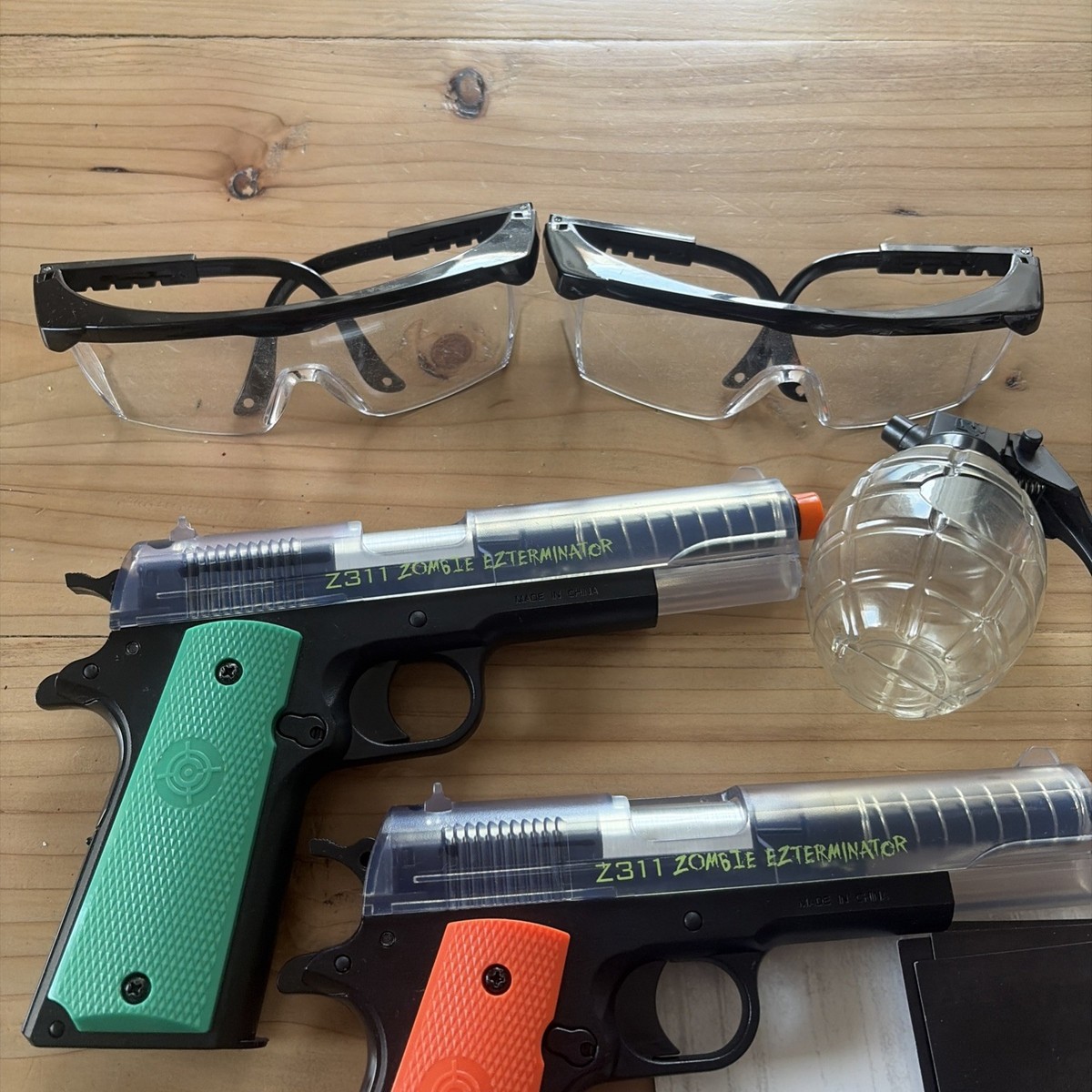 Lot Crosman Z311 Zombie EZTERMINATOR Air Soft Gun BB's Target