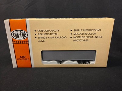 HO 1:87 Con-Cor 8100 - 40' Piggyback Dry Box Van Trailers (3 pcs.) - UNDECORATED