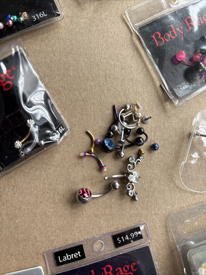 Labret & Eyebrow Mix Body piercings Body Rage - Image 4 of 4