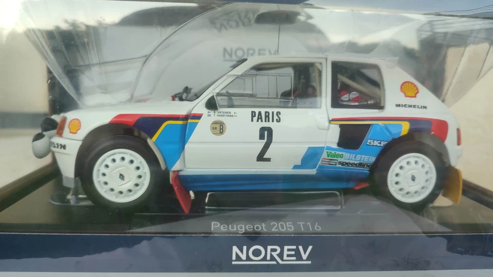 Miniature neuve Peugeot 205 T16 1985 Rallye Monte-Carlo 2 Ari Vatanen 1/18 Norev - Photo 2/3